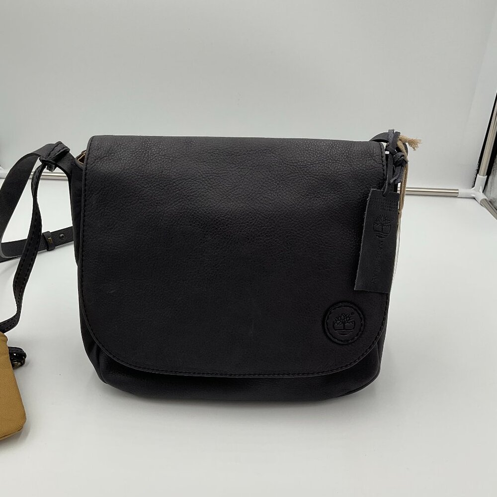 New Timberland Leather Messenger Saddle Bag Black Crossbody Adjustable Strap NWT